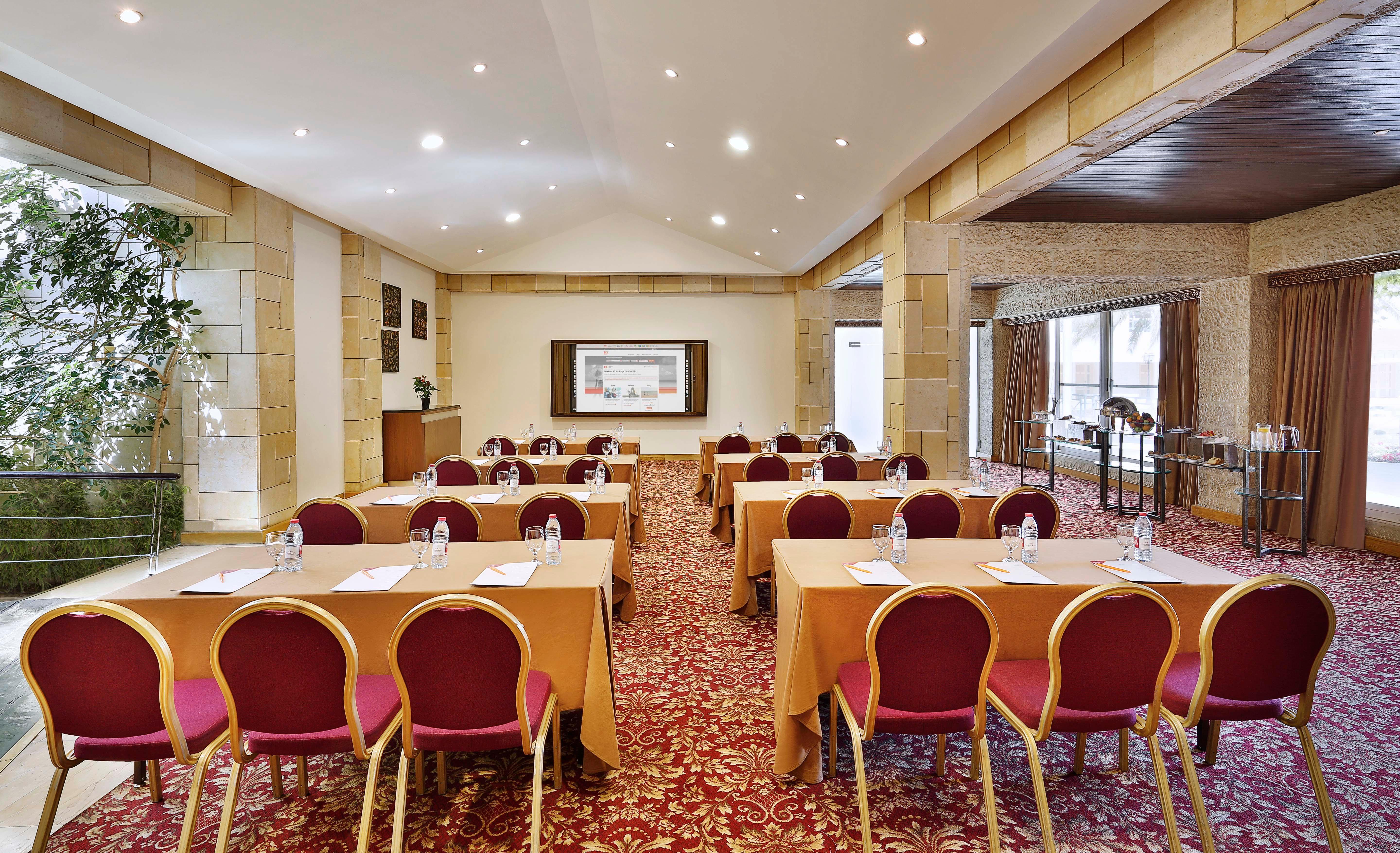 Crowne Plaza Amman By Ihg Hotel Exterior photo Meeting room