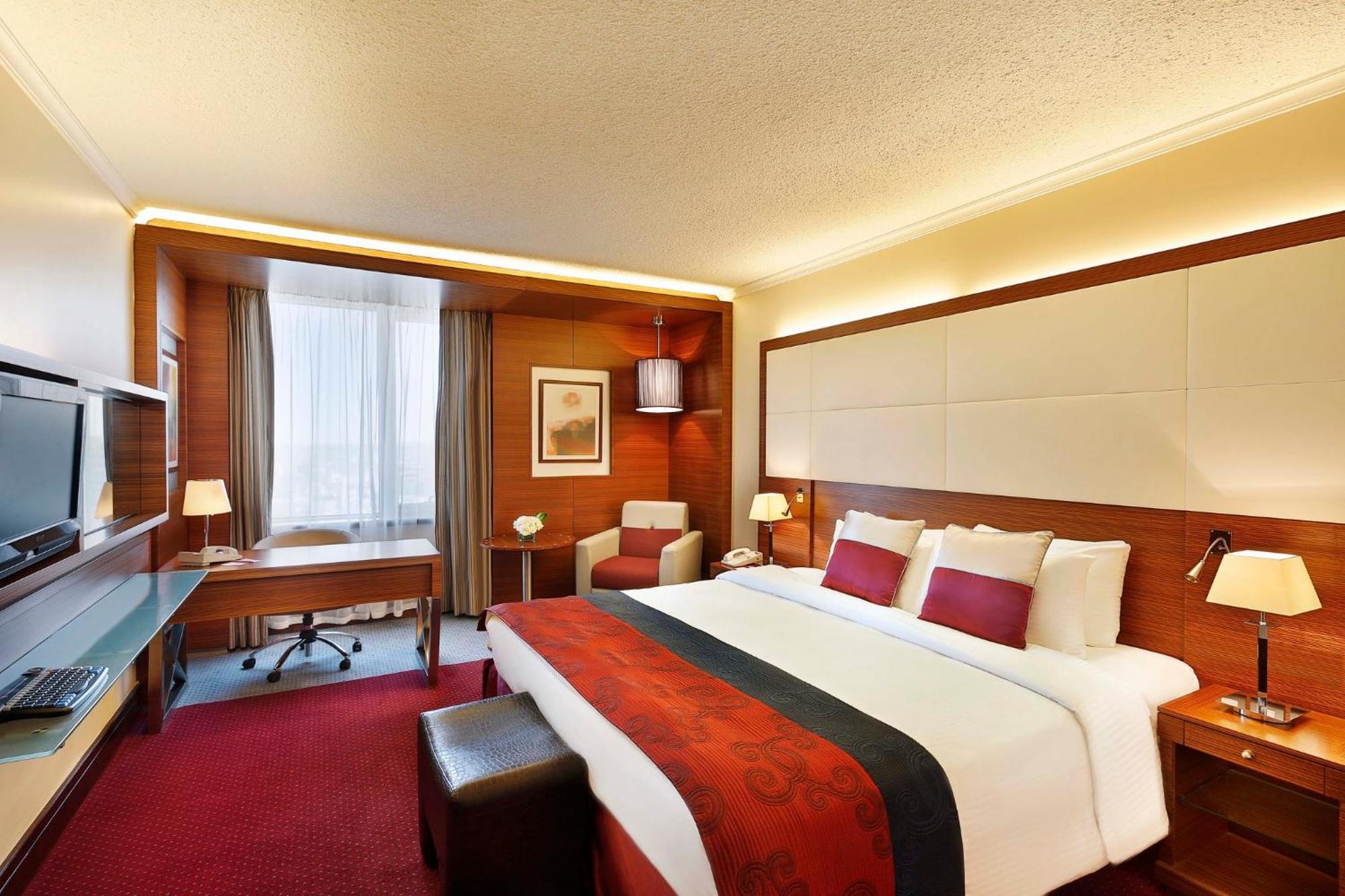 Crowne Plaza Amman By Ihg Hotel Exterior photo
